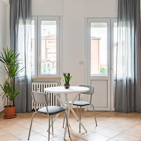 Tiny House La Grola Apartment Parma