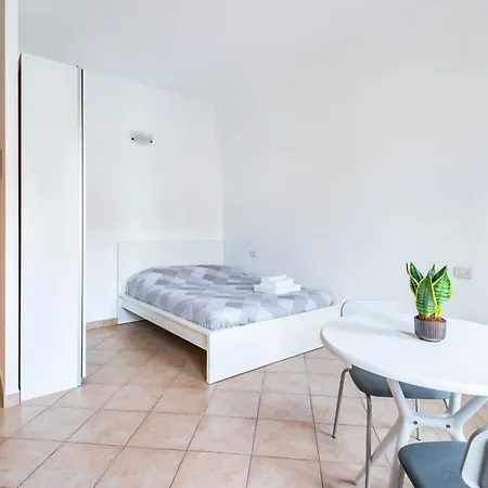 Tiny House La Grola Apartment Parma