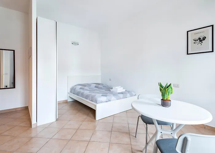 Tiny House La Grola Апартаменты Парма