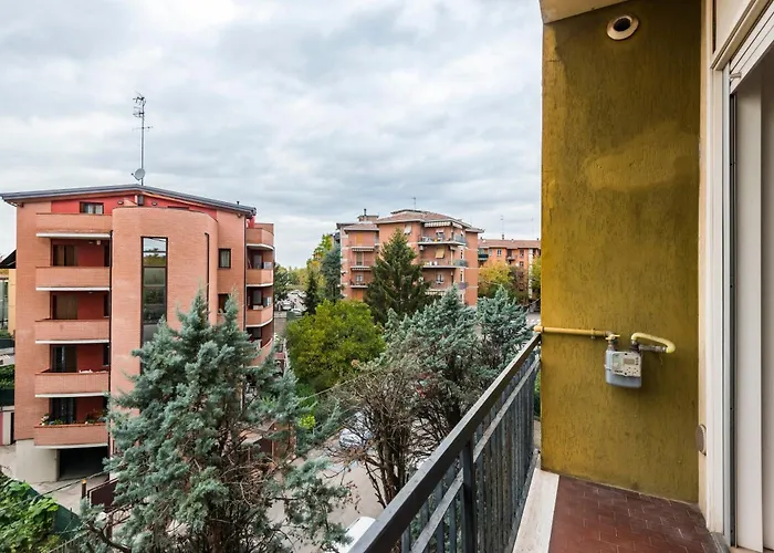 Tiny House La Grola Апартаменты Парма